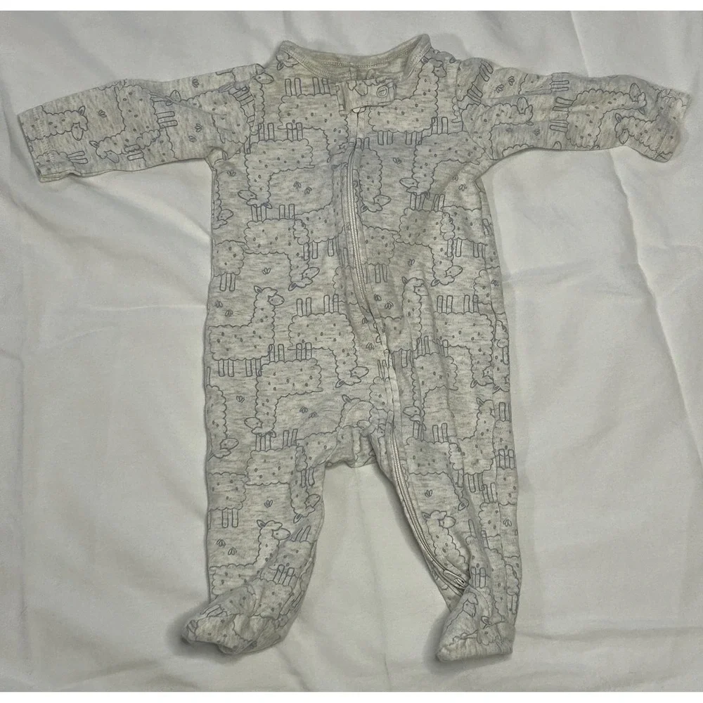 Simple Joys‎ Gray Sheep Zip Up Footed Pajamas 0-3M Baby One Piece